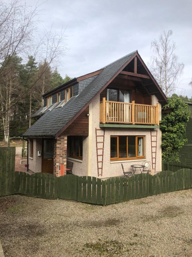 Birchwood Cottage Knockbain ภายนอก รูปภาพ